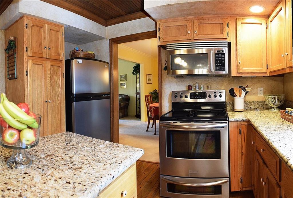 13024 Wembly Road Carmel, IN 46033 - Photo 10 of 24 Gallery Image 10