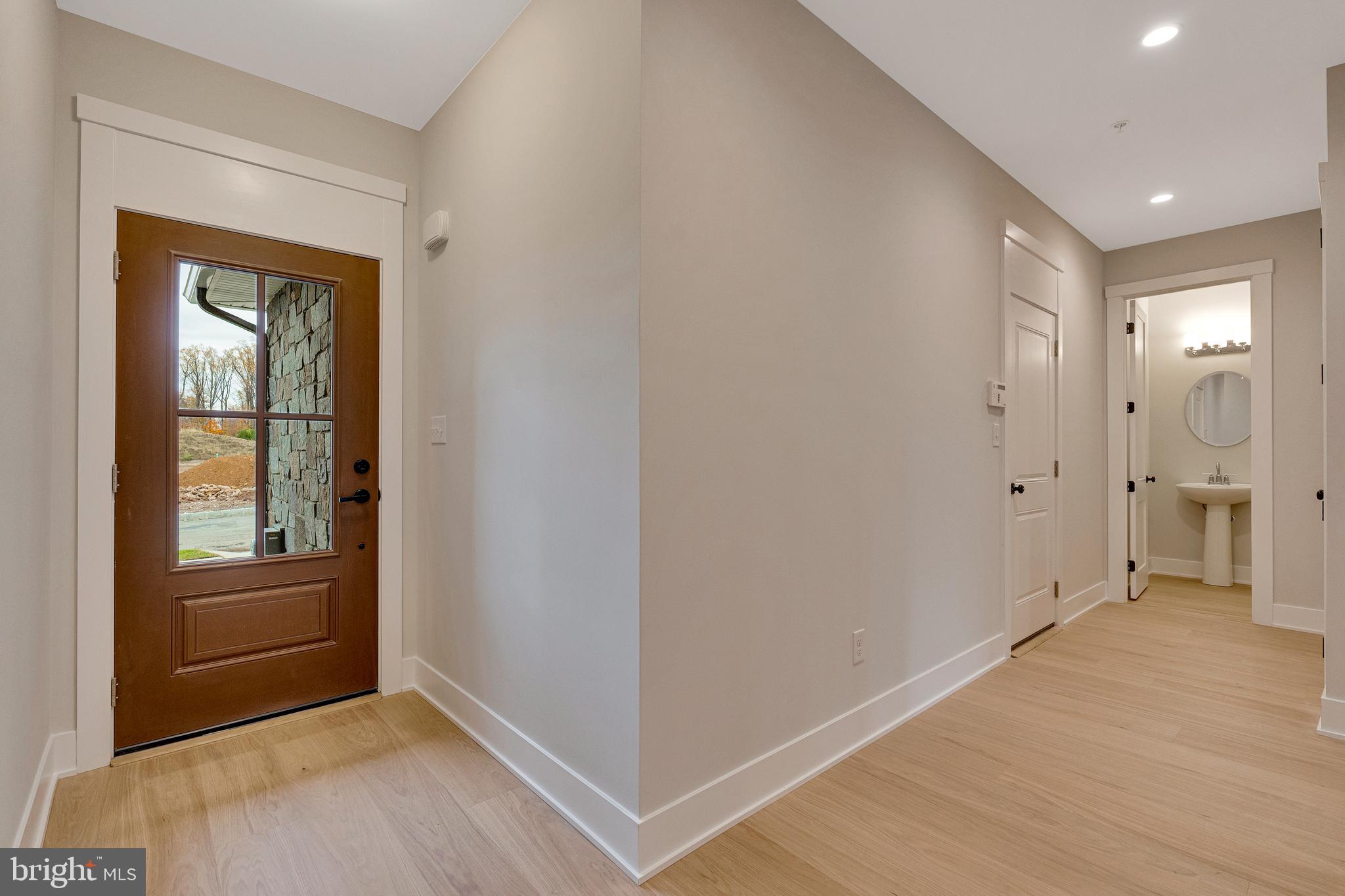 43 Emory Court Horsham, PA 19044 - Photo 2 of 20