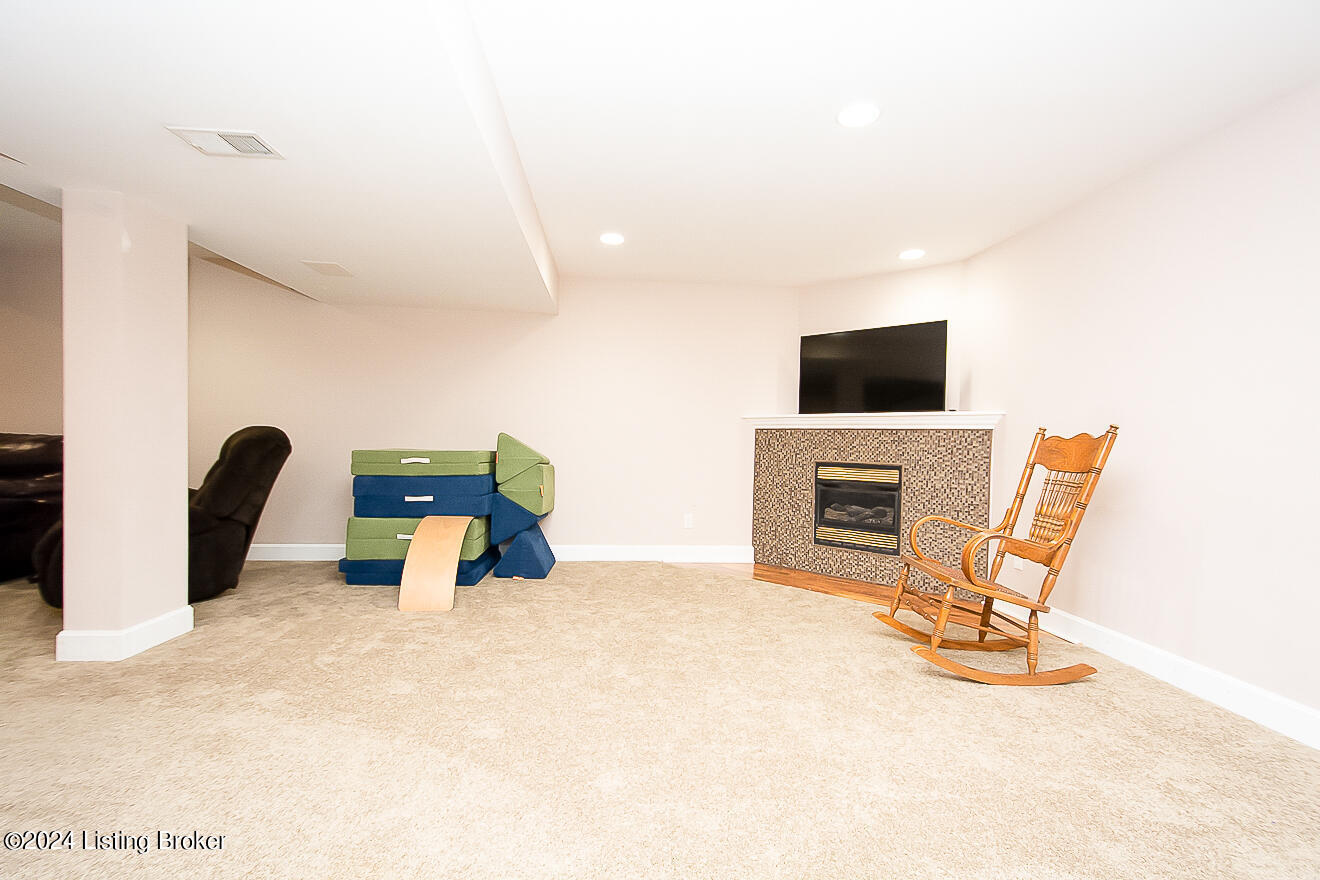 3636 Zoneton Road Shepherdsville, KY 40165 - Photo 29 of 41 Finished Lower Level