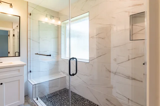 $320,000 | 1458 River Oaks Drive, Huntsville, TX 77340