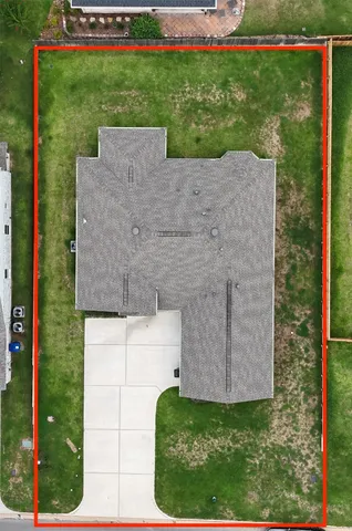 $320,000 | 1458 River Oaks Drive, Huntsville, TX 77340