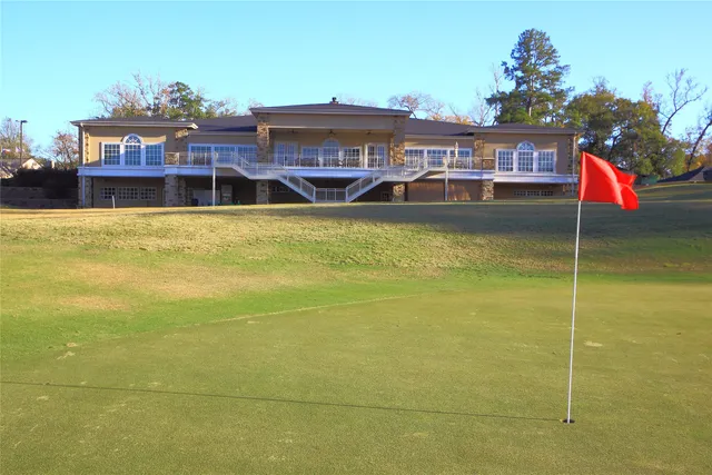 $320,000 | 1458 River Oaks Drive, Huntsville, TX 77340