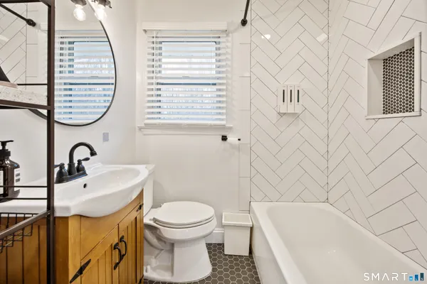 $490,000 | 37 Church Hill Road, Washington, CT 06794