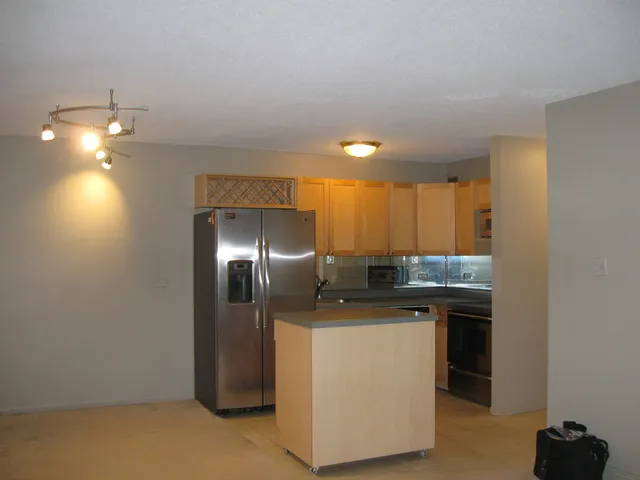 $1,500 | 1339 North Dearborn Street, Unit 2F, Chicago, IL 60610