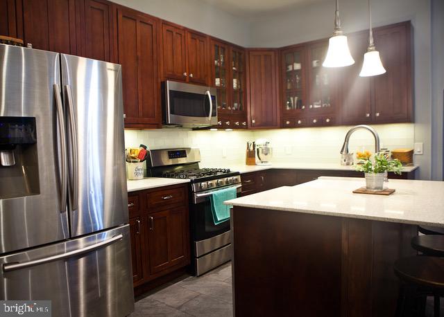 2346 Reed Street Philadelphia, PA 19146 - Photo 13 of 44 Gallery Image 13