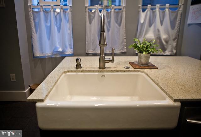 2346 Reed Street Philadelphia, PA 19146 - Photo 15 of 44 Gallery Image 15