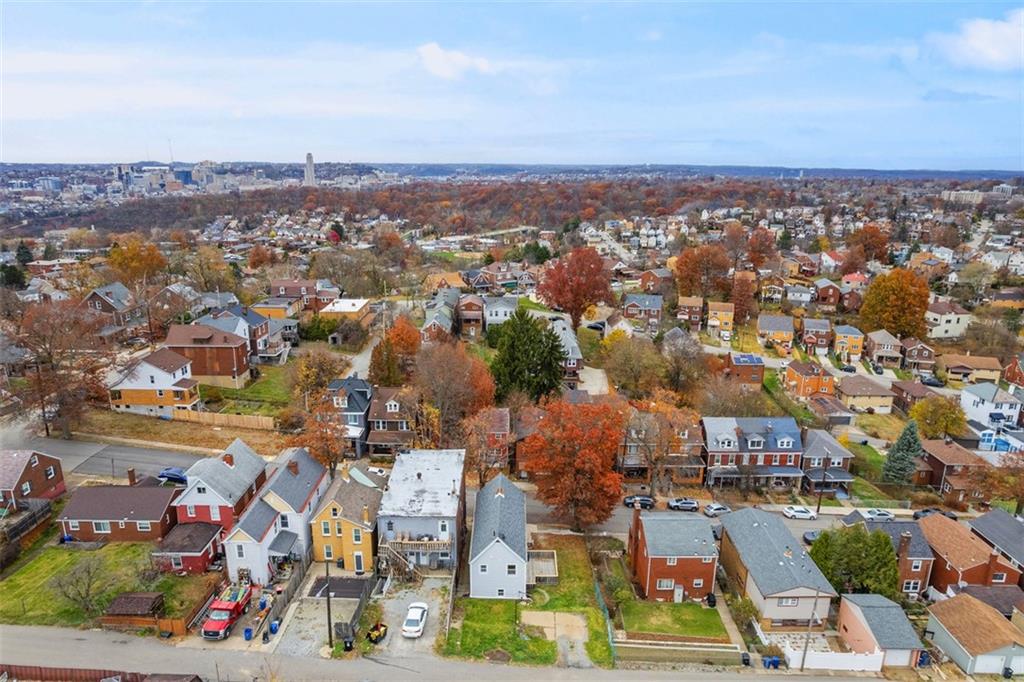 620 Montclair Street Pittsburgh, PA 15217 - Photo 37 of 40 an aerial view of a city