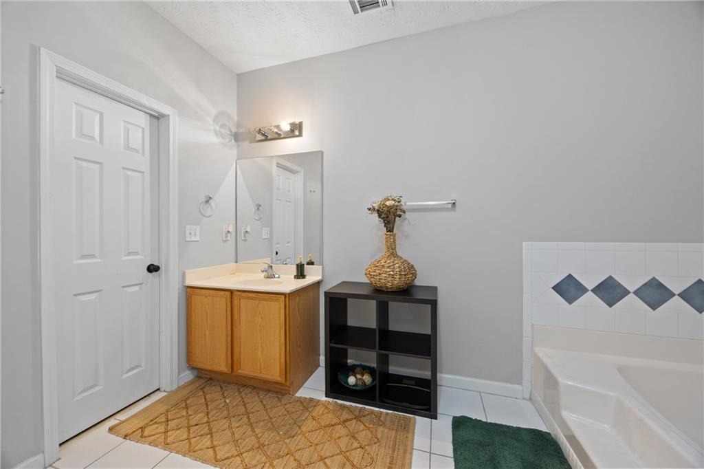 6690 Villa Court Lithonia, GA 30038 - Photo 14 of 17