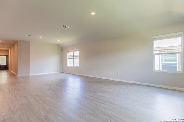 $1,650 | 6674 Beehive Drive, San Antonio, TX 78252