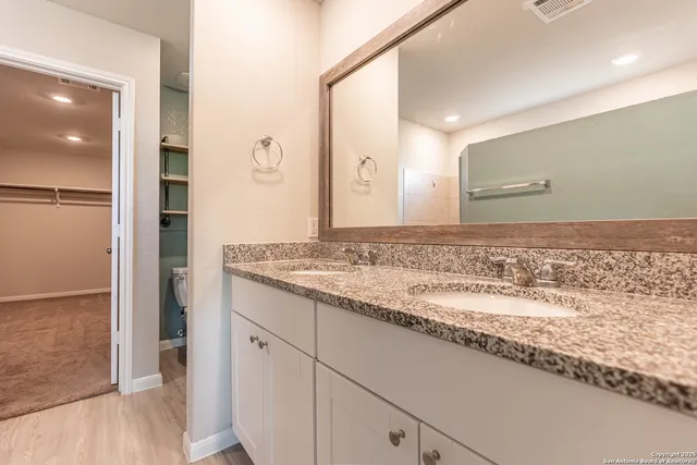 $1,650 | 6674 Beehive Drive, San Antonio, TX 78252