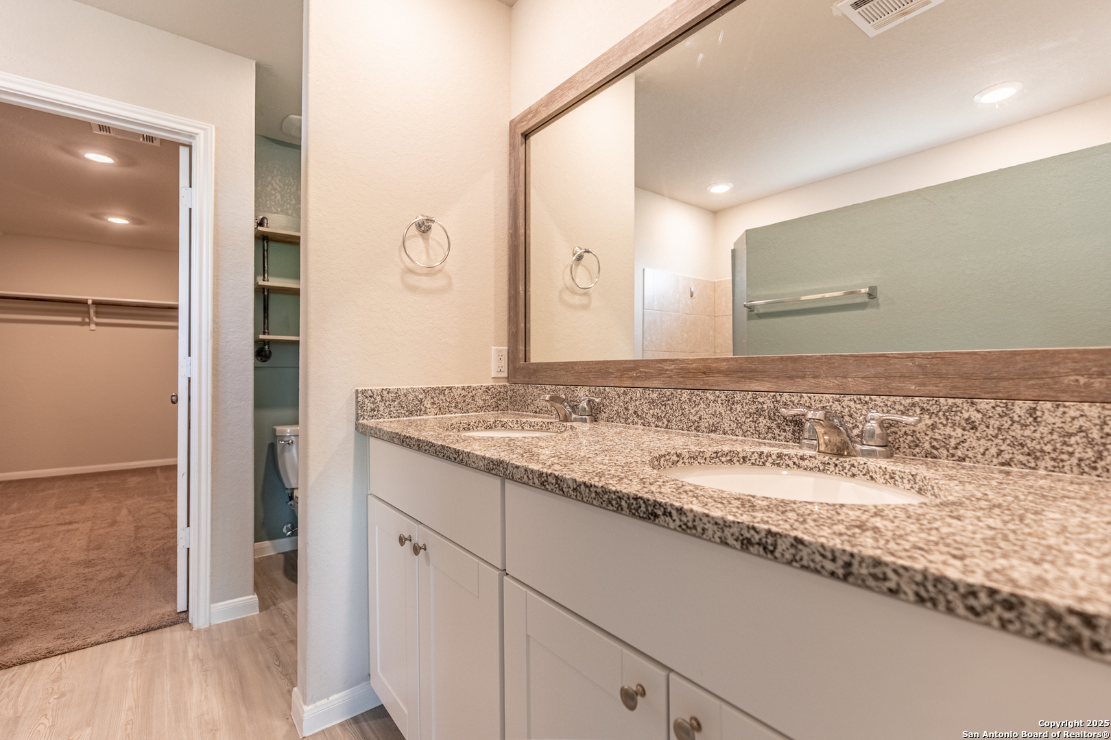 6674 Beehive Drive San Antonio, TX 78252 - Photo 21 of 30