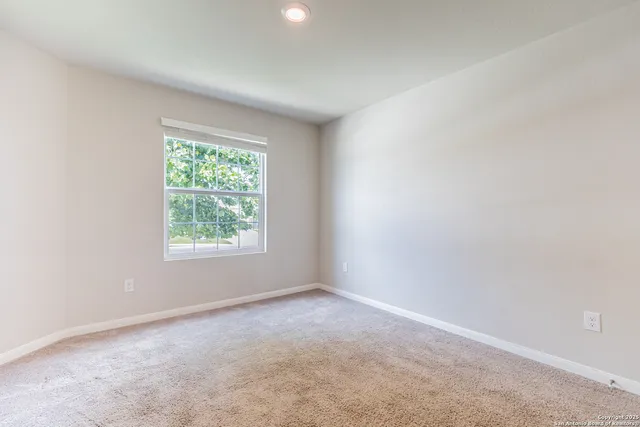 $1,650 | 6674 Beehive Drive, San Antonio, TX 78252