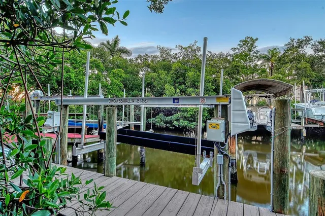 $1,399,000 | 7154 Hawks Harbor Circle, Bradenton, FL 34207