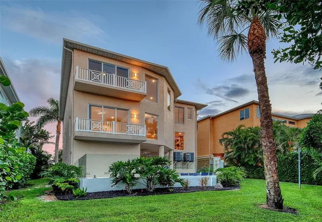 $1,399,000 | 7154 Hawks Harbor Circle, Bradenton, FL 34207