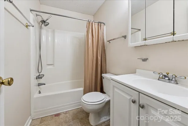 $199,999 | 248 Flowerwood Drive, Hopkins, SC 29061