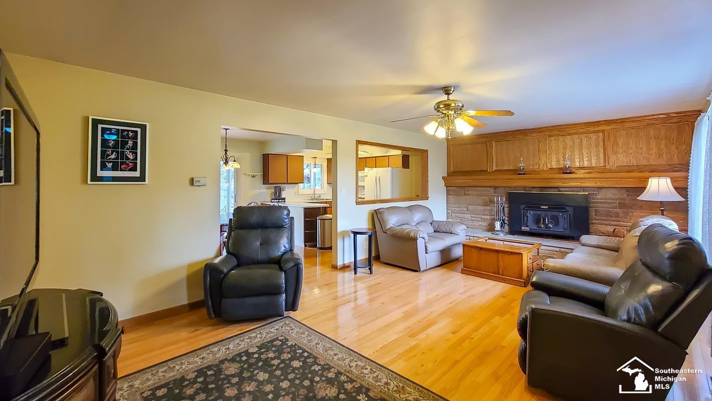23451 Gibraltar Road Flat Rock, MI 48134 - Photo 24 of 55 50154695-469cdae6-6783-4290-b3d6-67223126955b.JPG