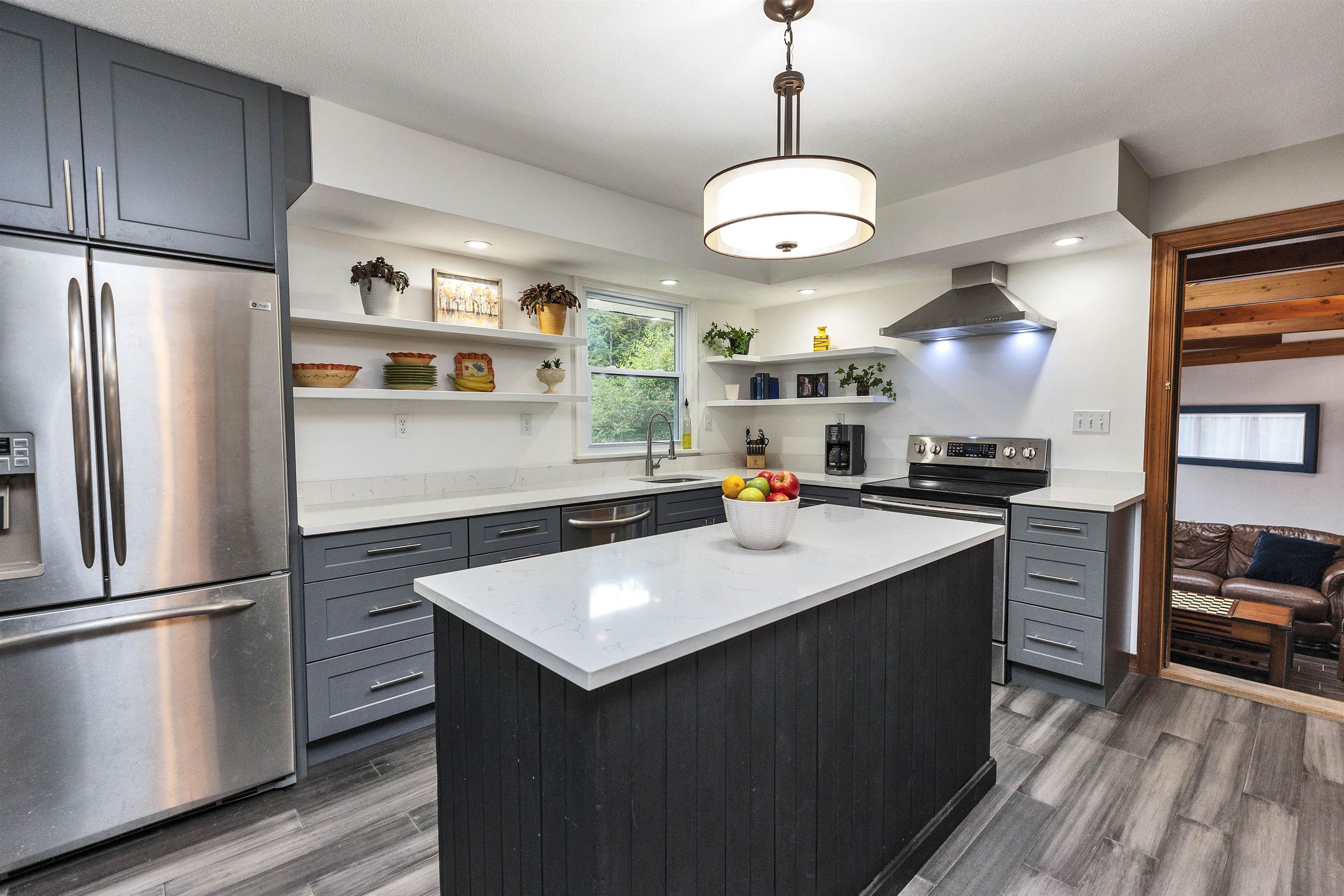 437 Main Street Rindge, NH 03461 - Photo 3 of 40