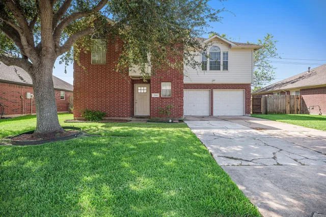 $189,900 | 5114 Chase Ct Drive, Bacliff, TX 77518