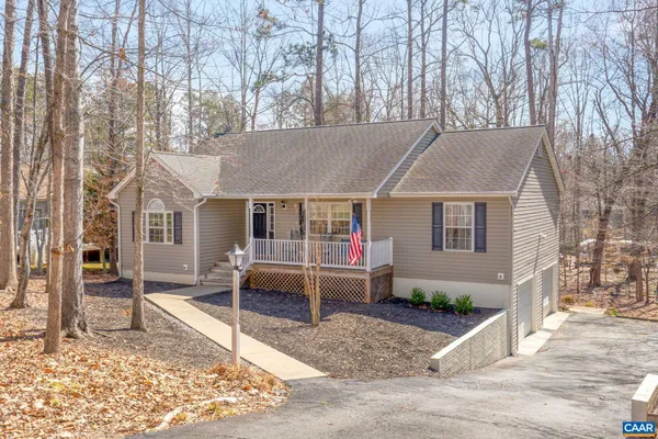 $399,000 | 37 West Lake Forest Drive, Palmyra, VA 22963