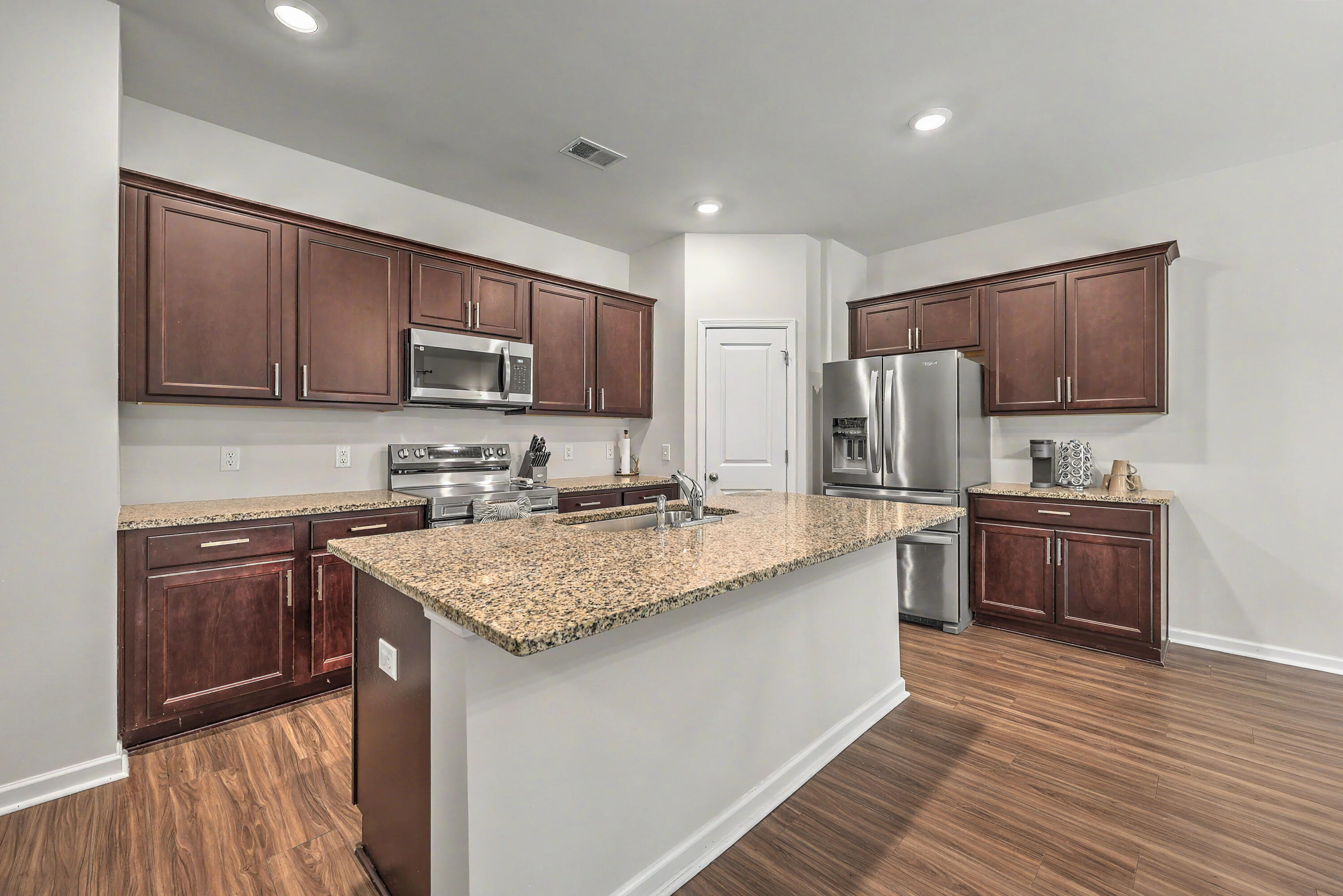 557 Abigail Street Moncks Corner, SC 29461 - Photo 17 of 44