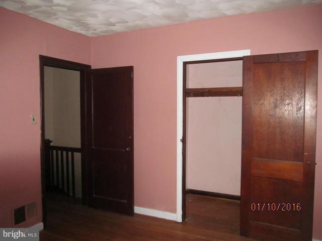 2464 Terra Firma Road Baltimore, MD 21225 - Photo 6 of 11 Bedroom