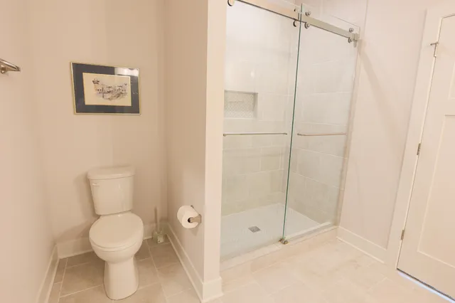 $729,900 | N28W25158 Pkwy Rdg Circle, Unit B, Pewaukee, WI 53072