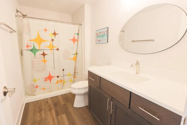 $729,900 | N28W25158 Pkwy Rdg Circle, Unit B, Pewaukee, WI 53072