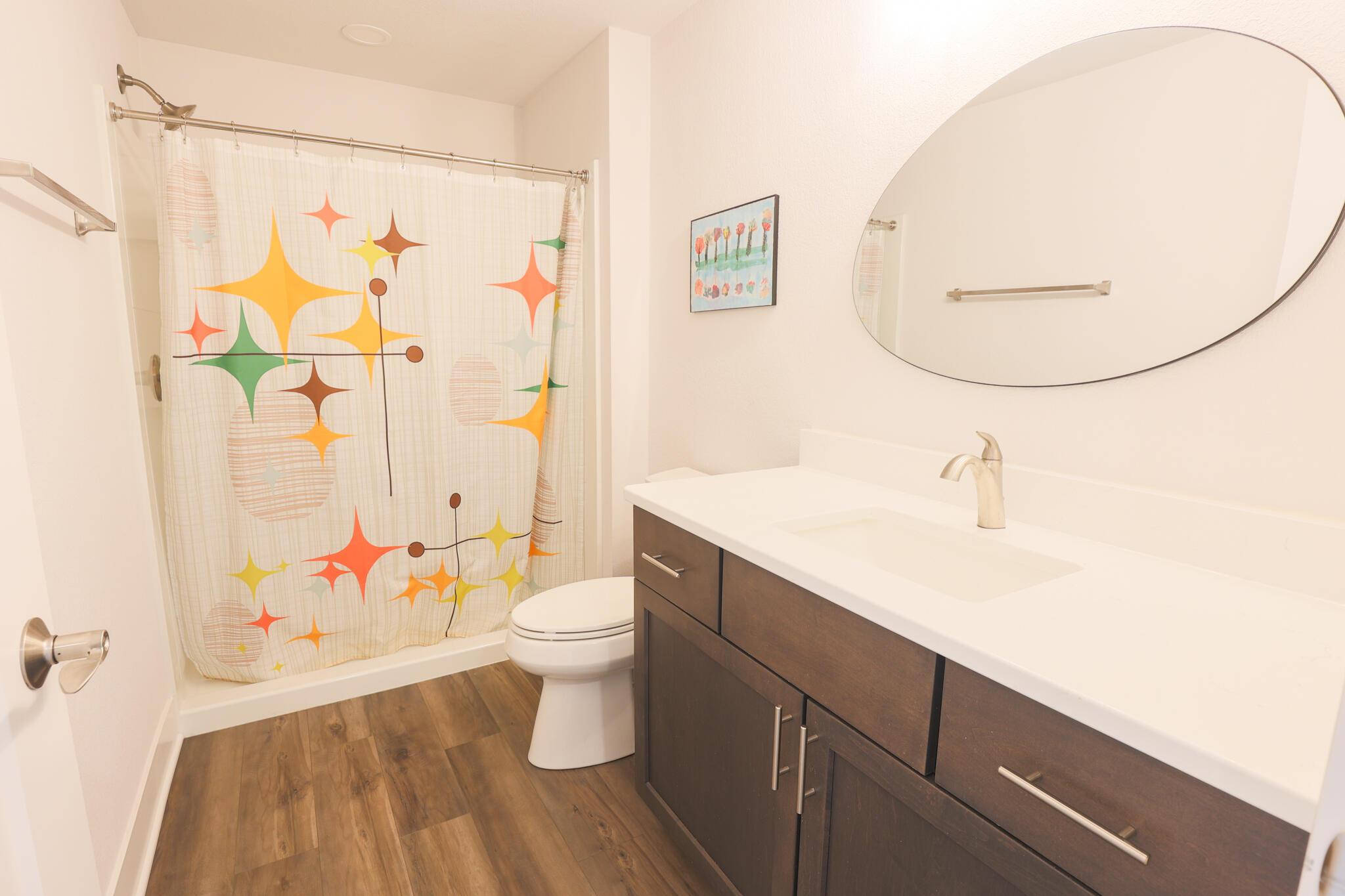 N28W25158 Pkwy Rdg Circle, Unit B Pewaukee, WI 53072 - Photo 51 of 86 Lower Level Full Bathroom