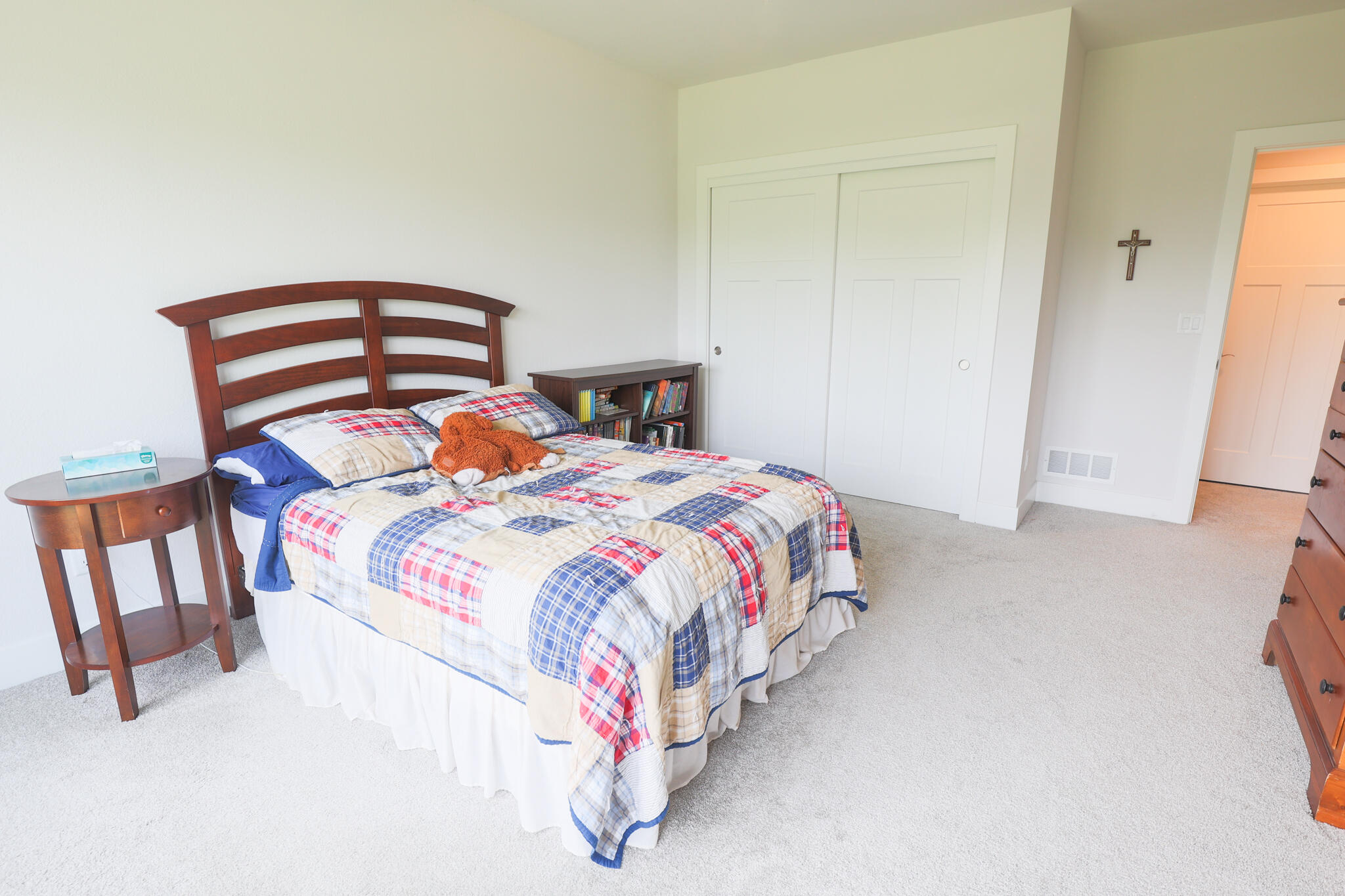 N28W25158 Pkwy Rdg Circle, Unit B Pewaukee, WI 53072 - Photo 56 of 86 Lower Level Bedroom 3