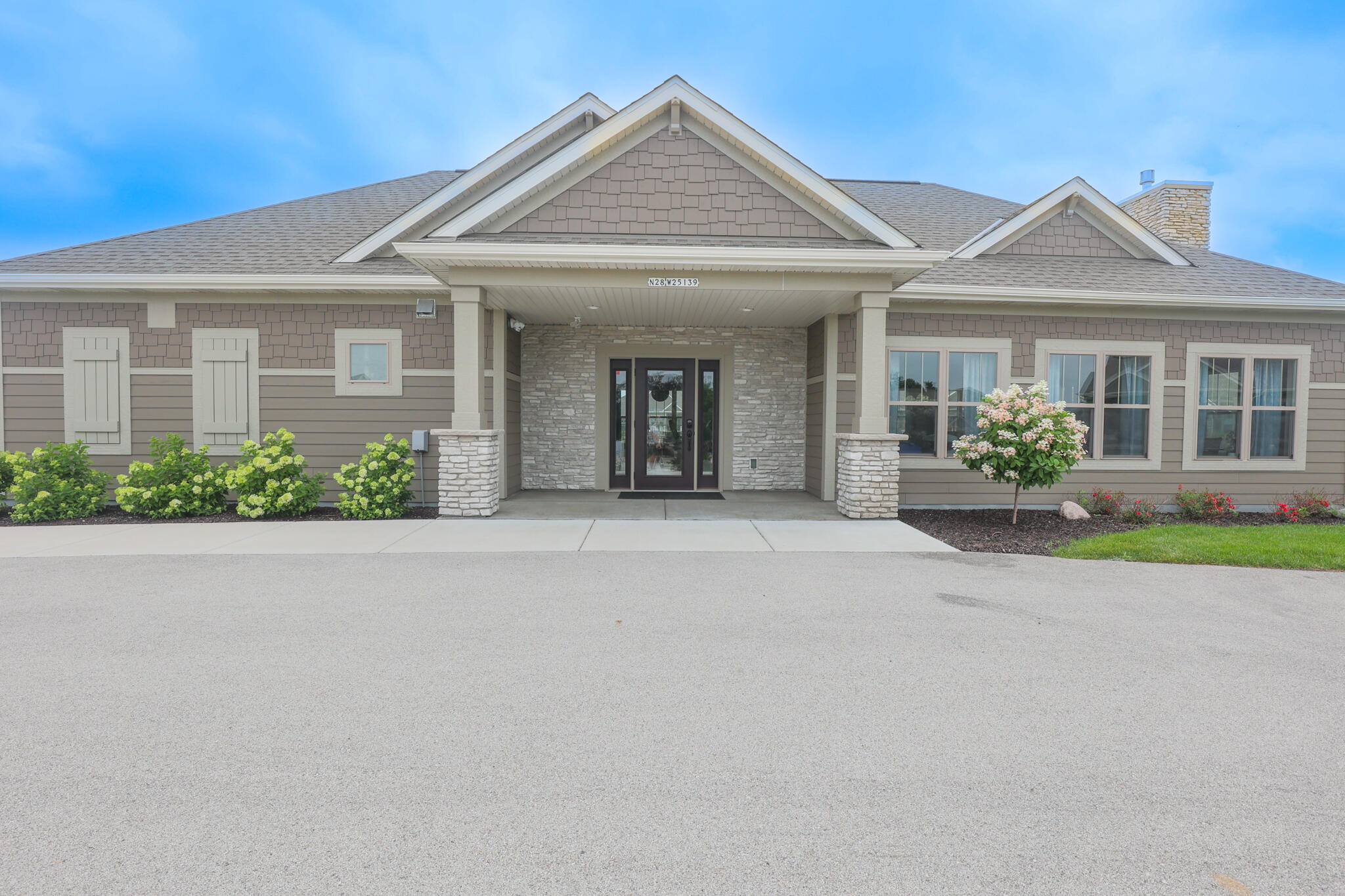 N28W25158 Pkwy Rdg Circle, Unit B Pewaukee, WI 53072 - Photo 83 of 86 Clubhouse