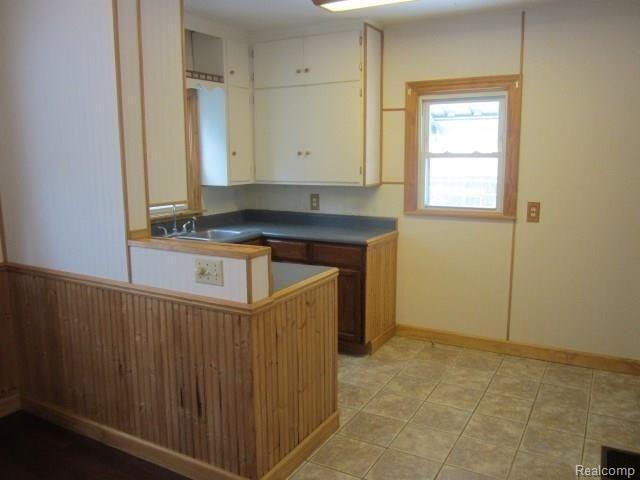 5 Spring Street Yale, MI 48097 - Photo 7 of 36 3 (3).JPG