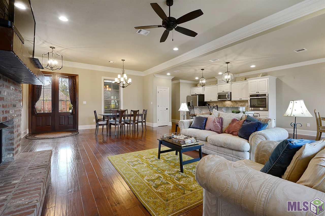 8090 Valencia Court Baton Rouge, LA 70820 - Photo 3 of 19 Gallery Image 3