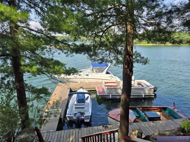 $409,000 | 2 Mink, Hammond, NY 13646