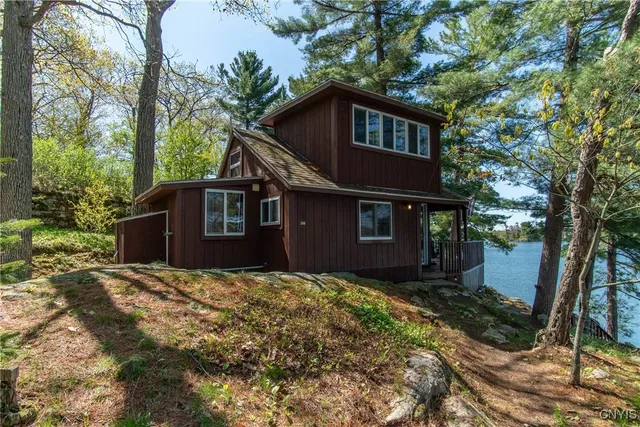 $409,000 | 2 Mink, Hammond, NY 13646