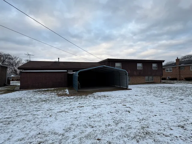 $2,800 | 4937 West 85th Place, Burbank, IL 60459