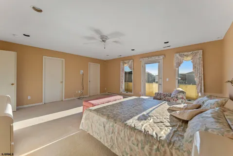 $1,175,000 | 9 Seaside Court, Margate City, NJ 08402