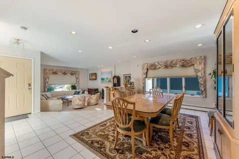$1,175,000 | 9 Seaside Court, Margate City, NJ 08402