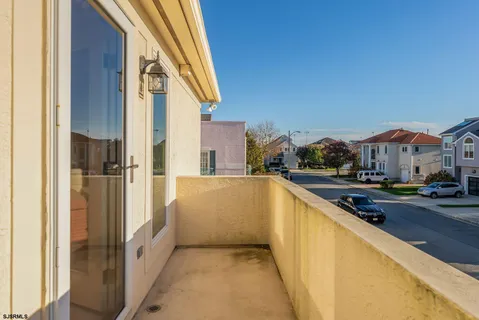 $1,175,000 | 9 Seaside Court, Margate City, NJ 08402