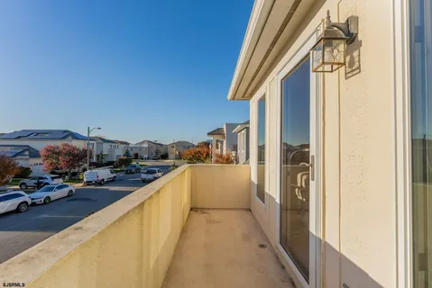 $1,175,000 | 9 Seaside Court, Margate City, NJ 08402