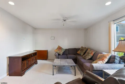 $1,175,000 | 9 Seaside Court, Margate City, NJ 08402