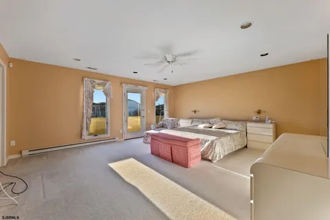 $1,175,000 | 9 Seaside Court, Margate City, NJ 08402