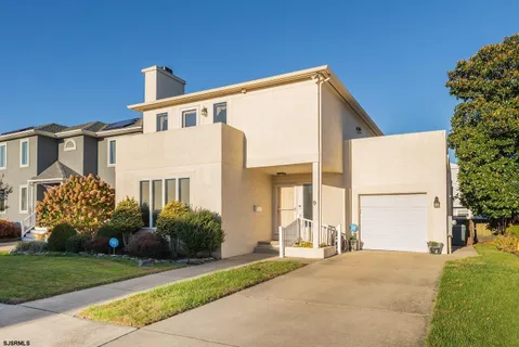 $1,175,000 | 9 Seaside Court, Margate City, NJ 08402