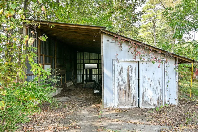 $399,900 | 121 County Road 892, Etowah, TN 37331