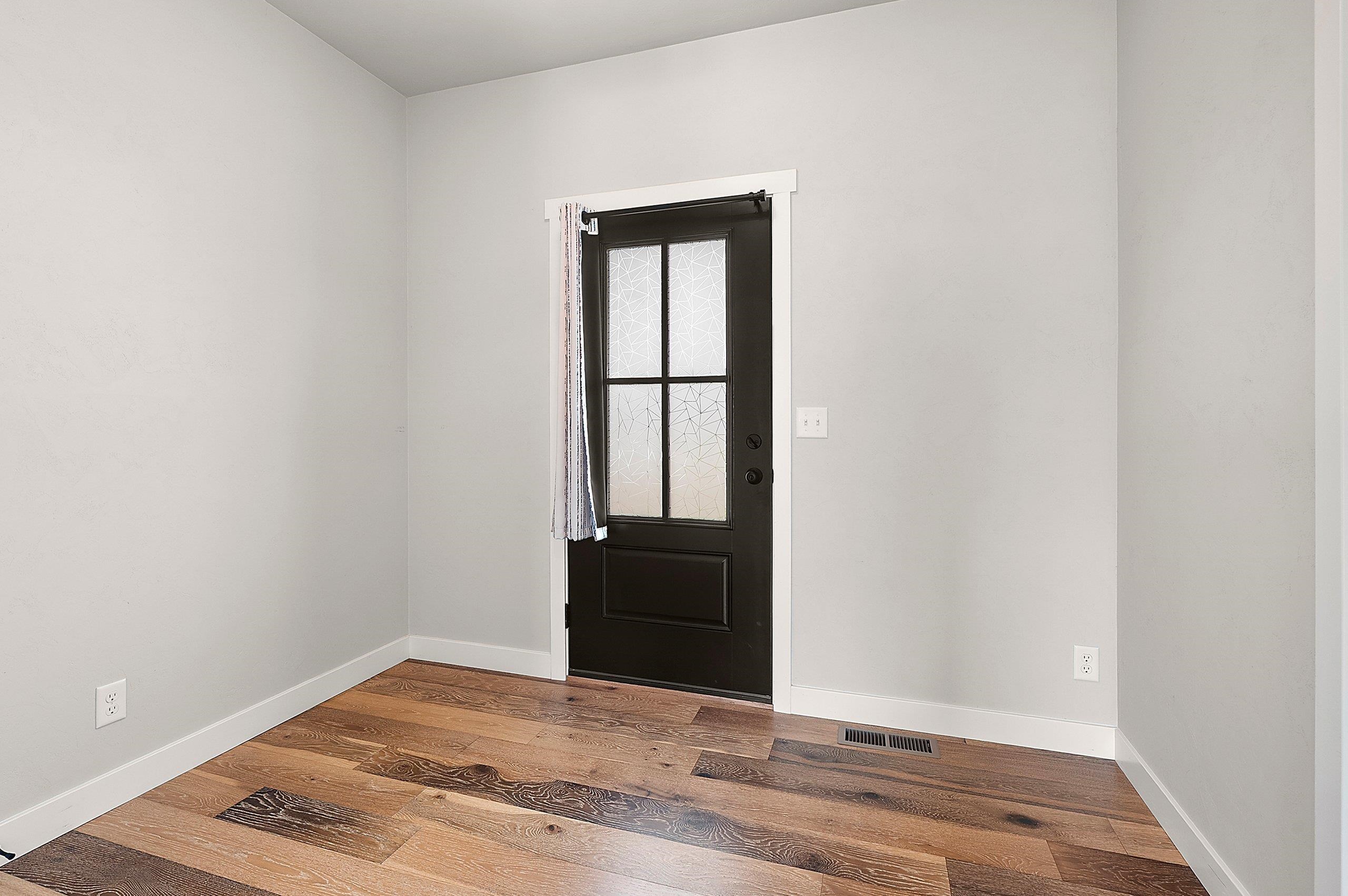 N9239 Laura Street Appleton, WI 54915 - Photo 8 of 89