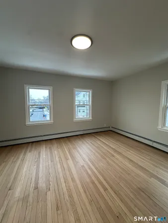 $3,185 | 386 East Street, New Britain, CT 06051