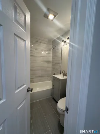 $3,185 | 386 East Street, New Britain, CT 06051