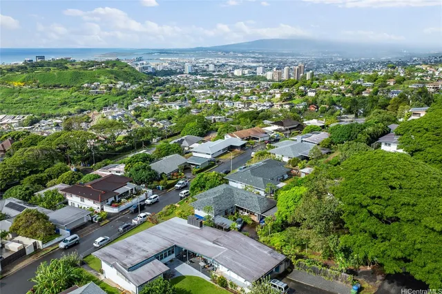 $2,300,000 | 2641 Aaliamanu Place, Honolulu, HI 96813