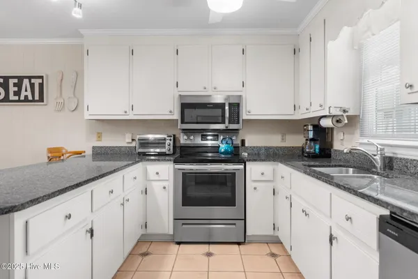 $824,500 | 411 34th Street, Sunset Beach, NC 28468
