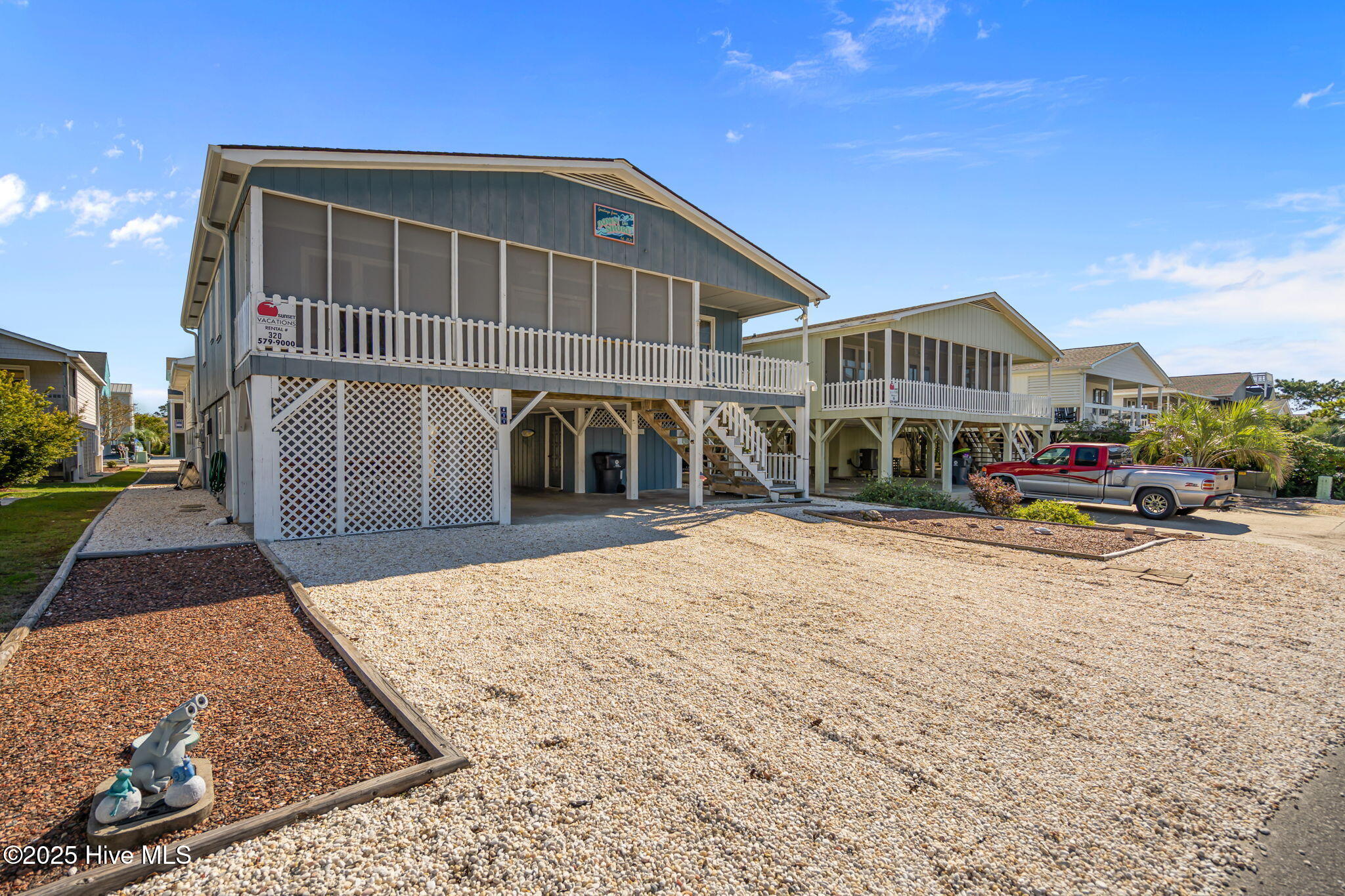 411 34th Street Sunset Beach, NC 28468 - Photo 4 of 60 4-web-or-mls-DSC02370