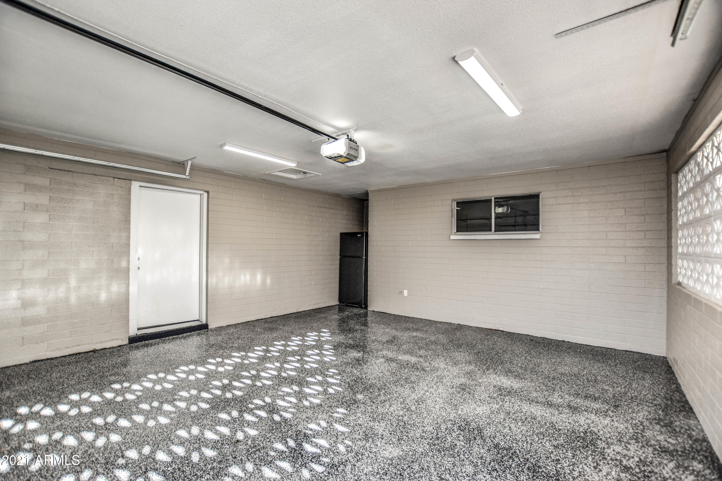 5743 Casper Road Mesa, AZ 85205 - Photo 26 of 43 a view of an empty room